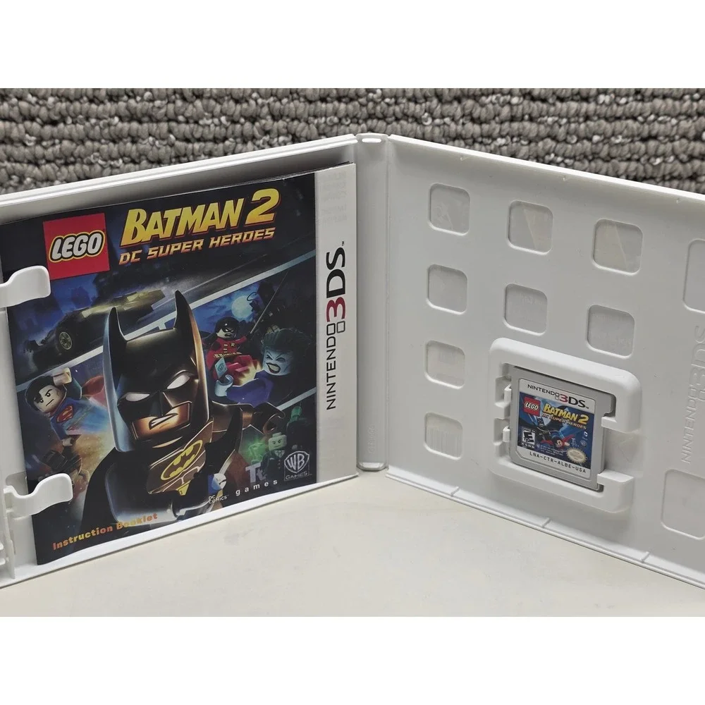 LEGO Batman 2 DC Super Heroes Nintendo 3DS Game Complete CIB CTR-ALBE-USA